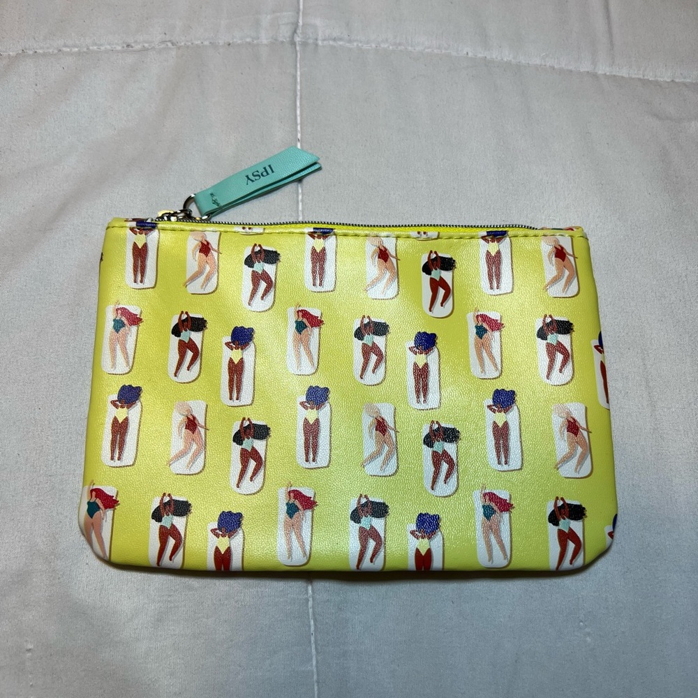 *NEW* Ipsy Cosmetic Bag